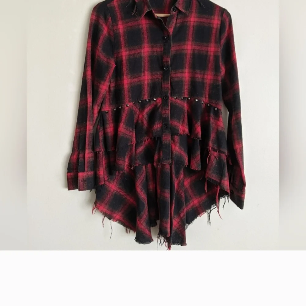 Miss Me Red Plaid Long Sleeve Button Down Ruffle Hem Shirt – Size S - Picture 3 of 3